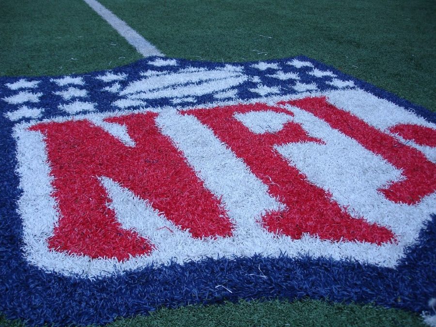 NFL by jonathan_moreau is licensed under CC BY-NC-ND 2.0